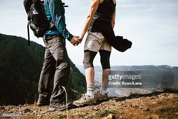 大人山のハイキングのトップ - columbia gorge ス�トックフォトと画像