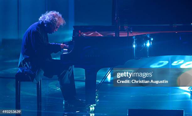 Joachim Kuehn performs during Echo Jazz Award 2014 ceremony at Kampnagel on May 22, 2014 in Hamburg, Germany.