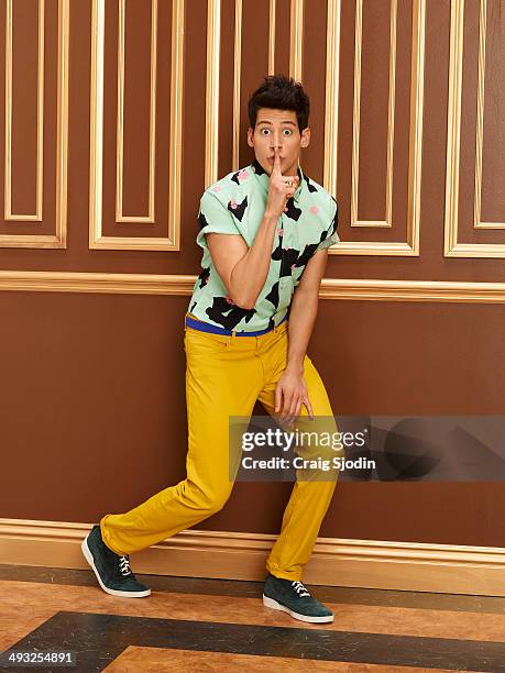 Mike Pinzon Familys Mystery Girls Season One Photos and Premium High Res Pictures ...