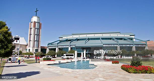 People arrive for the the North Texas Presidential Forum at the Prestonwood Baptist Church in October 18, 2015 in Plano, Texas. Republican...