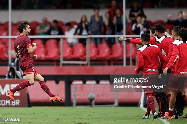 Rodrigo Caio of Sao Paulo celebrates scoring the second goal during the match between Sao Paulo and Vasco for the Brazilian Series A 2015 at Estadio...