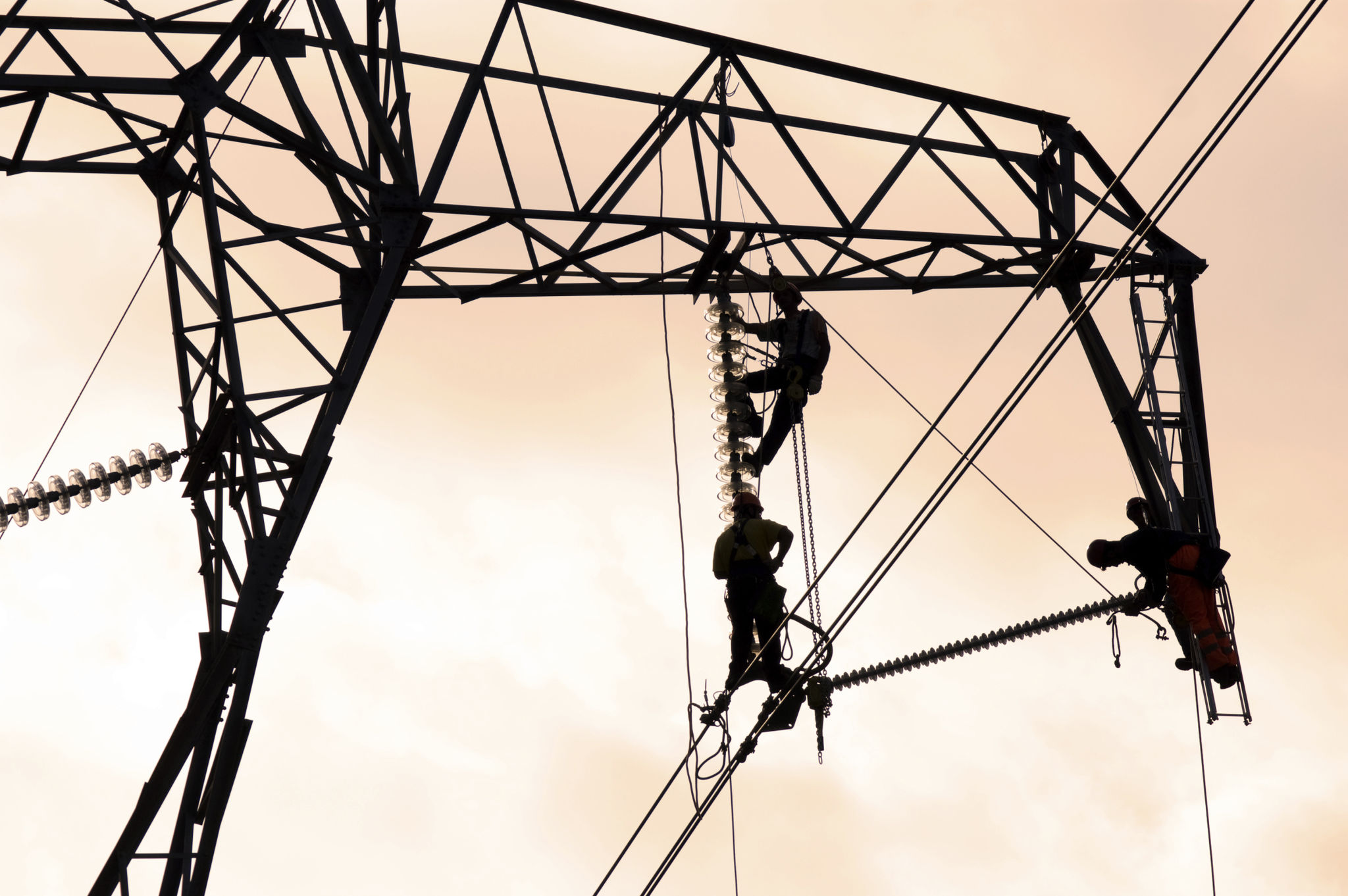 Maintenance of a power line Maintenance of a power line