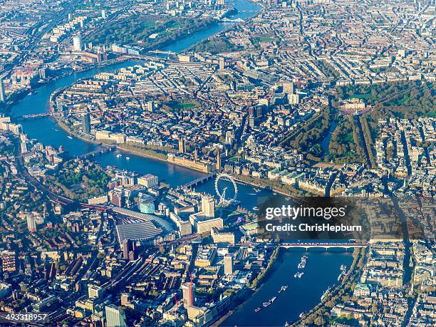 aerial view over westminster and river thames, london, england, uk - city of westminster londen stockfoto's en -beelden