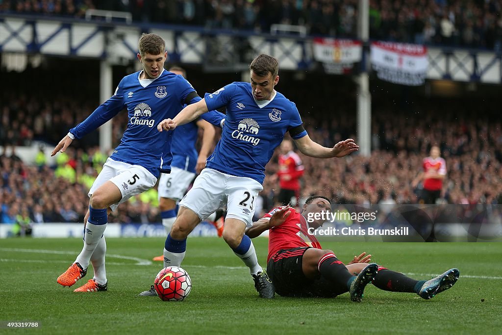 Everton v Manchester United - Premier League