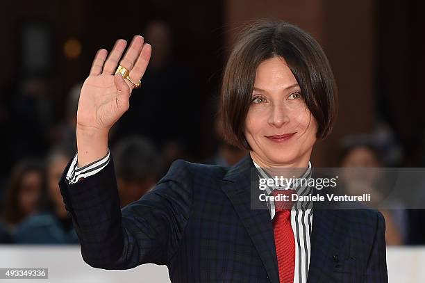 Donna Tartt walks the red carpet during the 10th Rome Film Fest at Auditorium Parco Della Musica on October 19, 2015 in Rome, Italy.