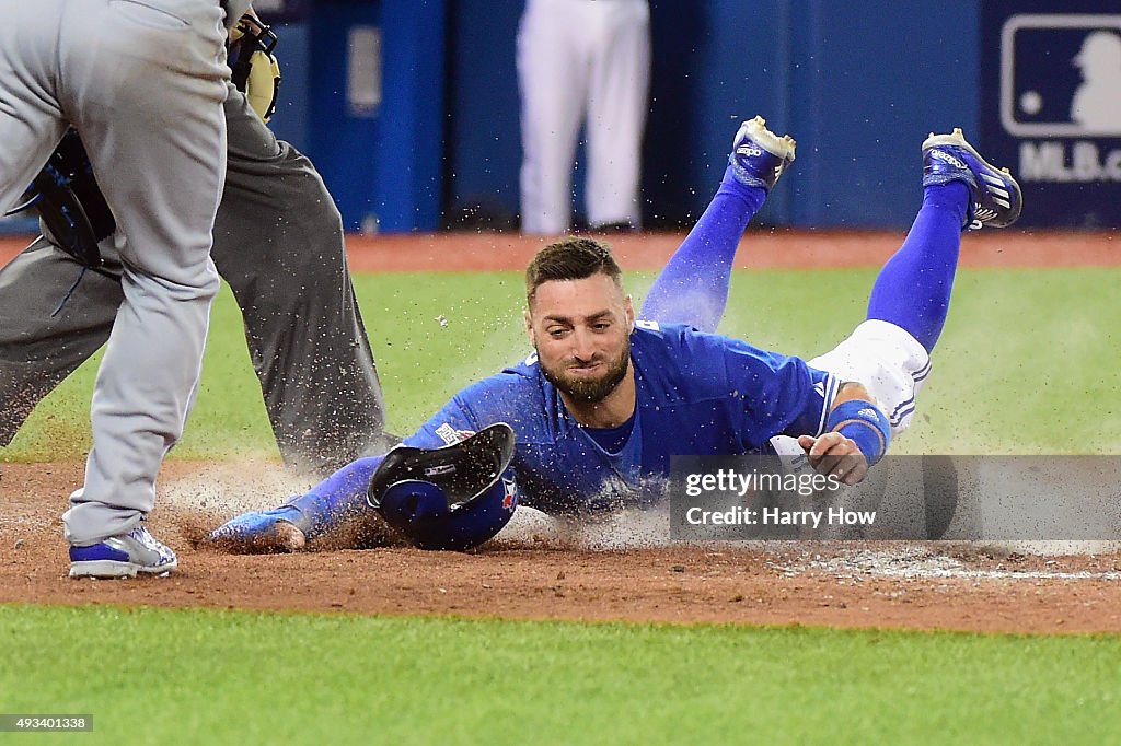 League Championship - Kansas City Royals v Toronto Blue Jays - Game Three