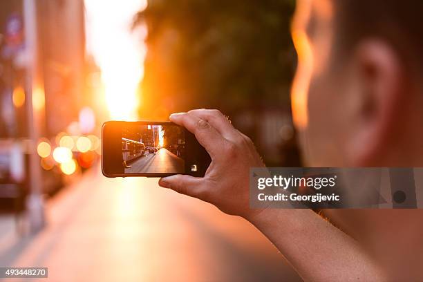 captura momentos - hacer foto fotografías e imágenes de stock