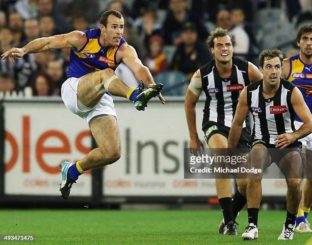 Shannon Hurn of the Eagles kicks the ball for a goal during the round 10 AFL match between the Collingwood Magpies and West Coast Eagles at Melbourne...