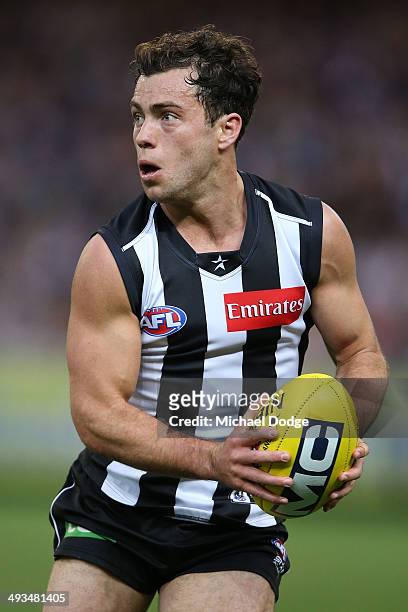 Jarryd Blair of the Magpies looks upfield during the round 10 AFL match between the Collingwood Magpies and West Coast Eagles at Melbourne Cricket...