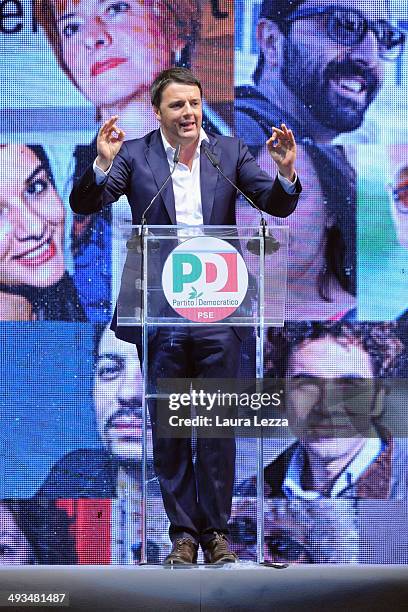 Italian Prime Minister and Democratic Party leader Matteo Renzi, speaks at Piazza della Signoria during his last political rally before the European...