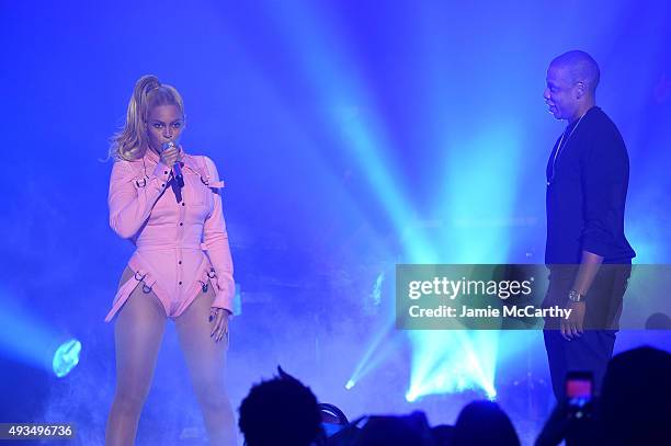 Beyonce and Jay-Z perform onstage during TIDAL X: 1020 Amplified by HTC at Barclays Center of Brooklyn on October 20, 2015 in New York City.