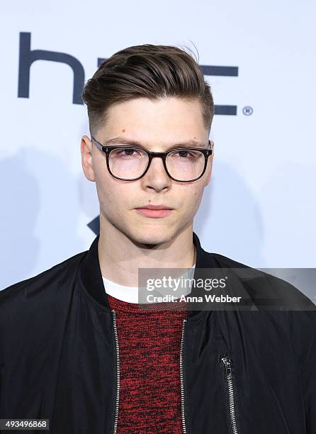 Musician Kevin Garrett arrives to TIDAL X: 1020 at Barclays Center on October 20, 2015 in the Brooklyn borough of New York City.