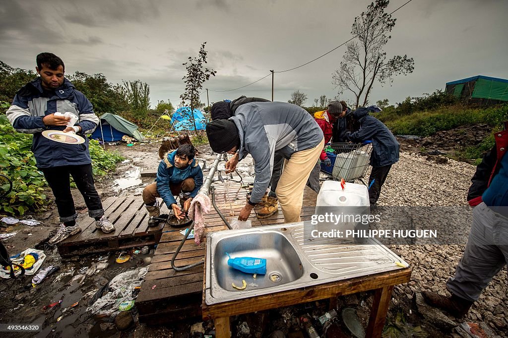 EUROPE-MIGRANTS-FRANCE-BRITAIN