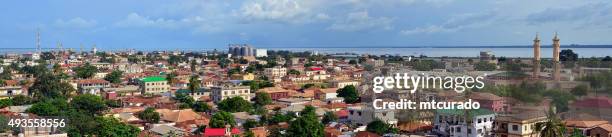 panorama da cidade de banjul, gâmbia - banjul - fotografias e filmes do acervo