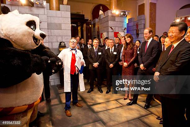 Chinese President Xi Jinping, Catherine, Duchess of Cambridge and Prince William, Duke of Cambridge attend a "Creative Collaborations: UK & China"...