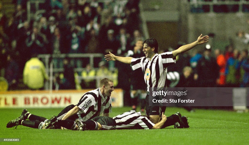 Phillipe Albert celebrates his goal v Manchester United 1996