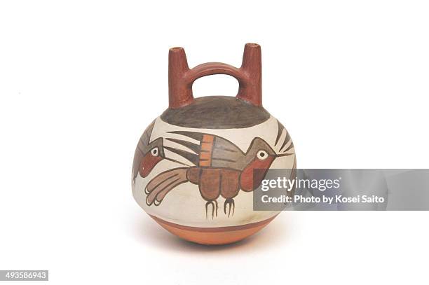 327 Nazca Pottery Stock Photos, High-Res Pictures, and Images - Getty ...