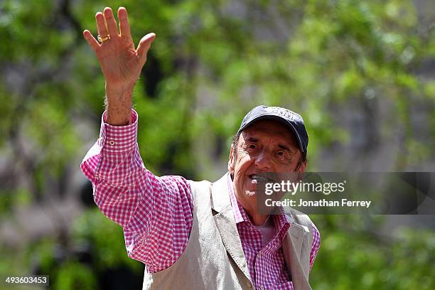 Jim Nabors waves to the crowd during the Indianapolis 500 parade on May 24, 2014 in Indianapolis, Indiana.