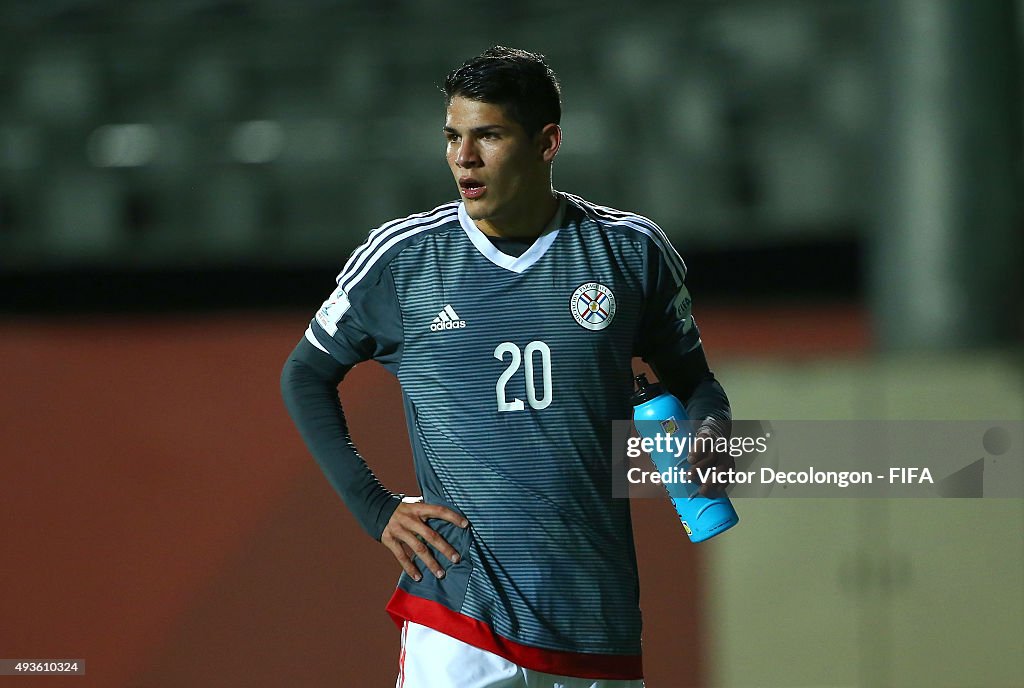 Syria v Paraguay: Group F - FIFA U-17 World Cup Chile 2015