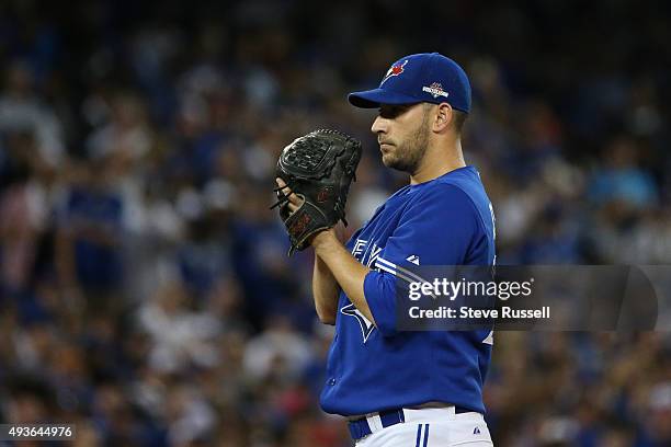 Marco Estrada pitched 7.2 innings giving up only one run. The Toronto Blue Jays and the Kansas City Royals play game five of the MLB American League...