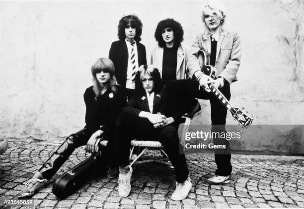 English new wave rock band Japan, circa 1977. From left to right, Mick Karn, Rich Barbieri, Steve Jansen, Rob Dean, David Sylvian.