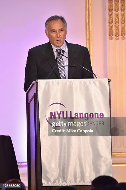 Billy Rapaport attends NYU Langone Medical Center's Perlmutter Cancer Center Gala at The Plaza Hotel on October 21, 2015 in New York City.