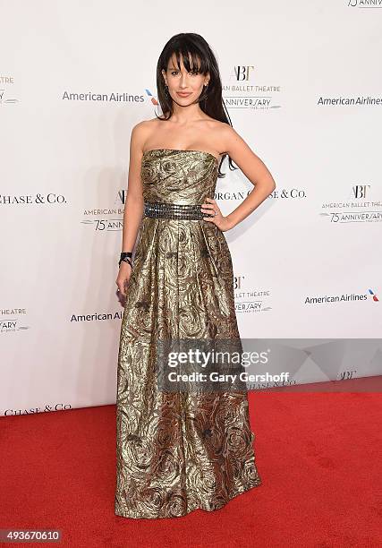 Hilaria Baldwin attends the American Ballet 75th Anniversary Fall Gala at David H. Koch Theater at Lincoln Center on October 21, 2015 in New York...