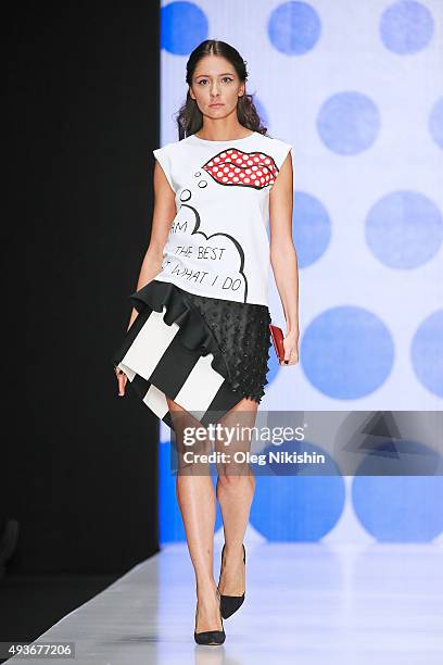 Model walks the runway at the Dasha Gauzer show during day 1 of Mercedes Benz Fashion Week Russia SS16 at Manege on October 21, 2015 in Moscow,...