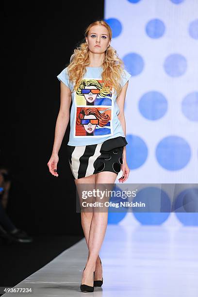 Model walks the runway at the Dasha Gauzer show during day 1 of Mercedes Benz Fashion Week Russia SS16 at Manege on October 21, 2015 in Moscow,...