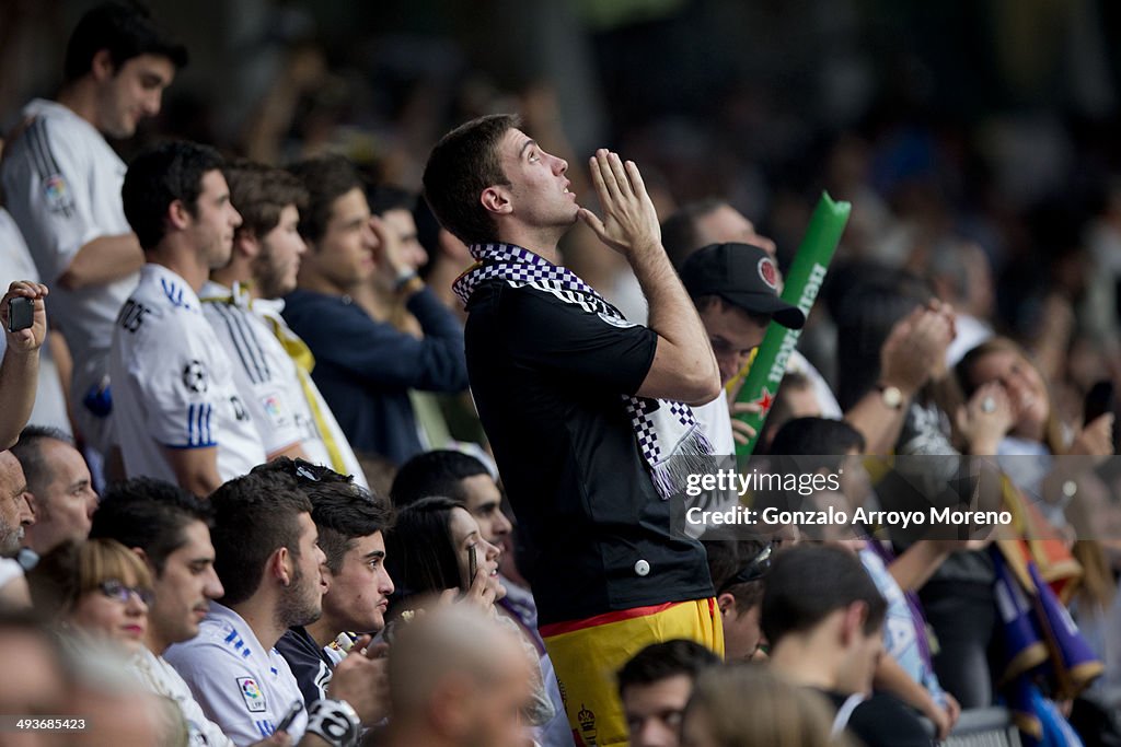 Atletico And Real Fans Watch The Champions League Final In Madrid