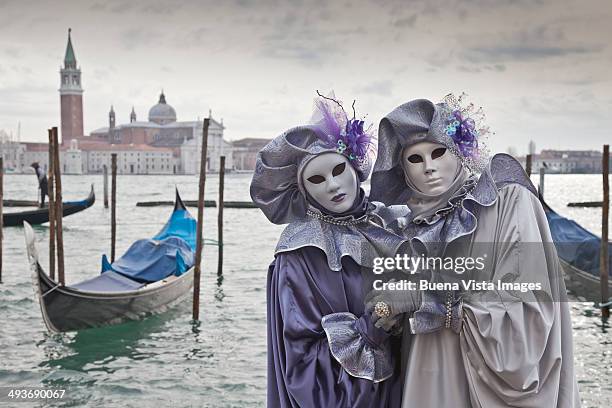 masks in venice's carnival - máscara veneciana fotografías e imágenes de stock