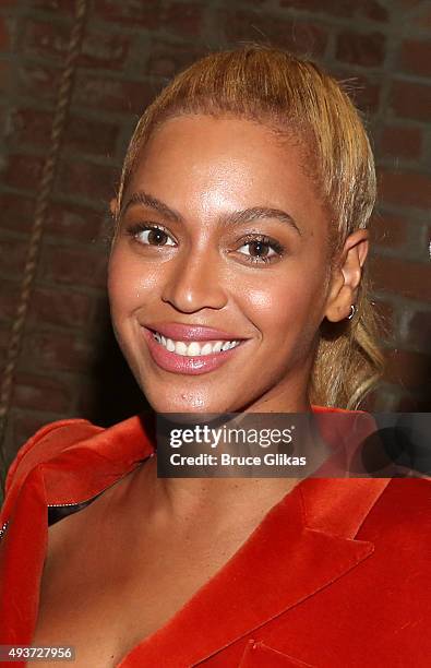 Beyonce poses backstage at the hit musical "Hamilton" on Broadway at The Richard Rogers Theater on October 21, 2015 in New York City.