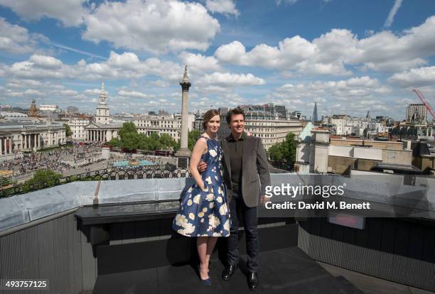 Emily Blunt,Tom Cruise,Doug Liman ,Erwin Stoff pose at a photocall for "Edge Of Tomorrow" on the rooftop of the Trafalgar Hotel on May 25, 2014 in...