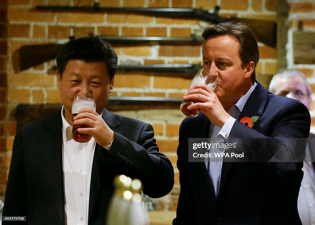 David Cameron And Chinese President Xi Jinping Visit Princes Risborough Pub