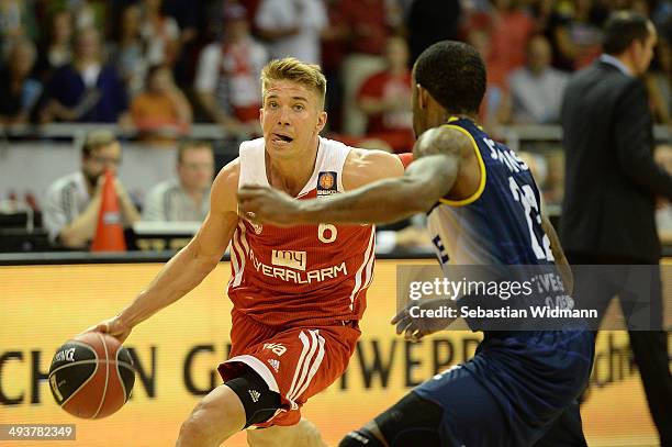 Steffen Hamann of Munich in action during game one of the 2014 Beko BBL Playoffs Semi-Final between FC Bayern Muenchen and EWE Baskets Oldenburg at...