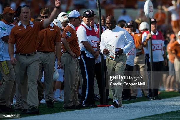 Texas Longhorns head coach Charlie Strong looks on against the Oklahoma State Cowboys on September 26, 2015 at Darrell K Royal-Texas Memorial Stadium...