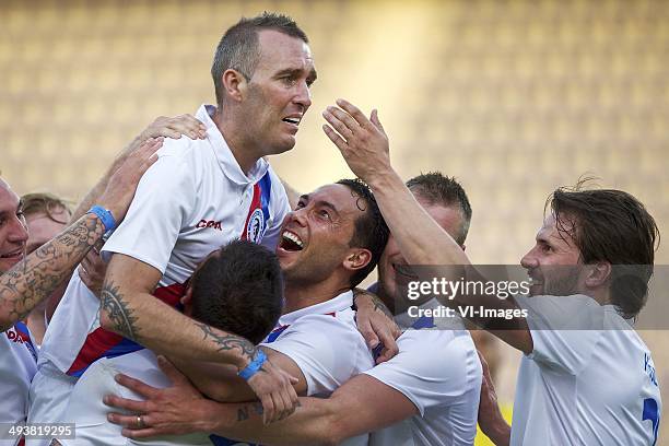 Fernando Ricksen of Team Fernando Ricksen, Nacho Novo of Team Fernando Ricksen, Denny Landzaat of Team Fernando Ricksen, Ronald de Boer of Team...