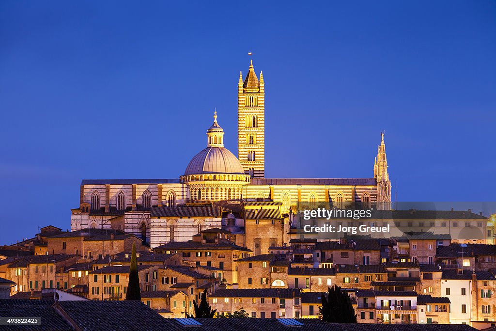 Siena Cathedral at dusk