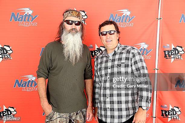 Alan Robertson Duck Dynasty Photos and Premium High Res Pictures