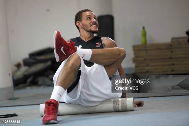 Delonte West of Fujian reacts during a training session for CBA 13/14 game on October 18, 2013 in Quanzhou, Fujian Province of China.