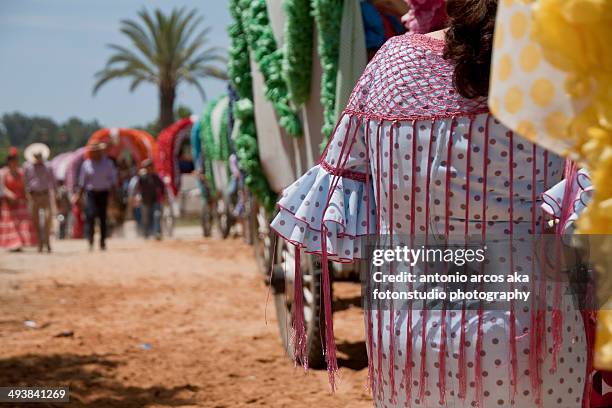 pilgrims and riders - pilgrimage fotografías e imágenes de stock