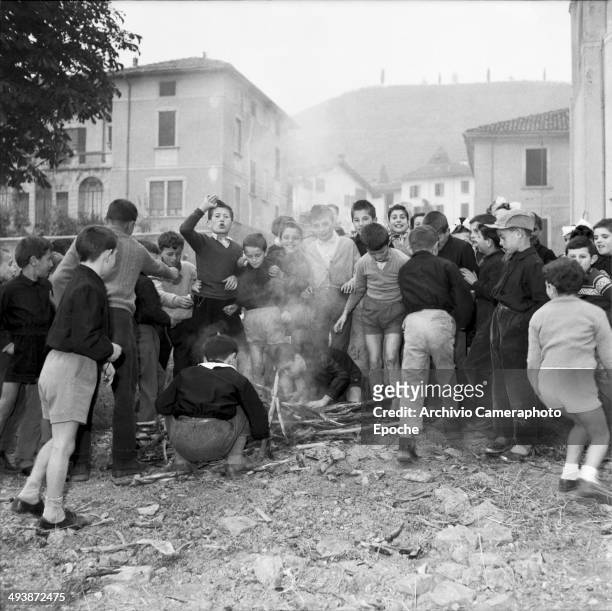 Papa Giovanni 1958 joy celebration at Sotto il Monte for the election.