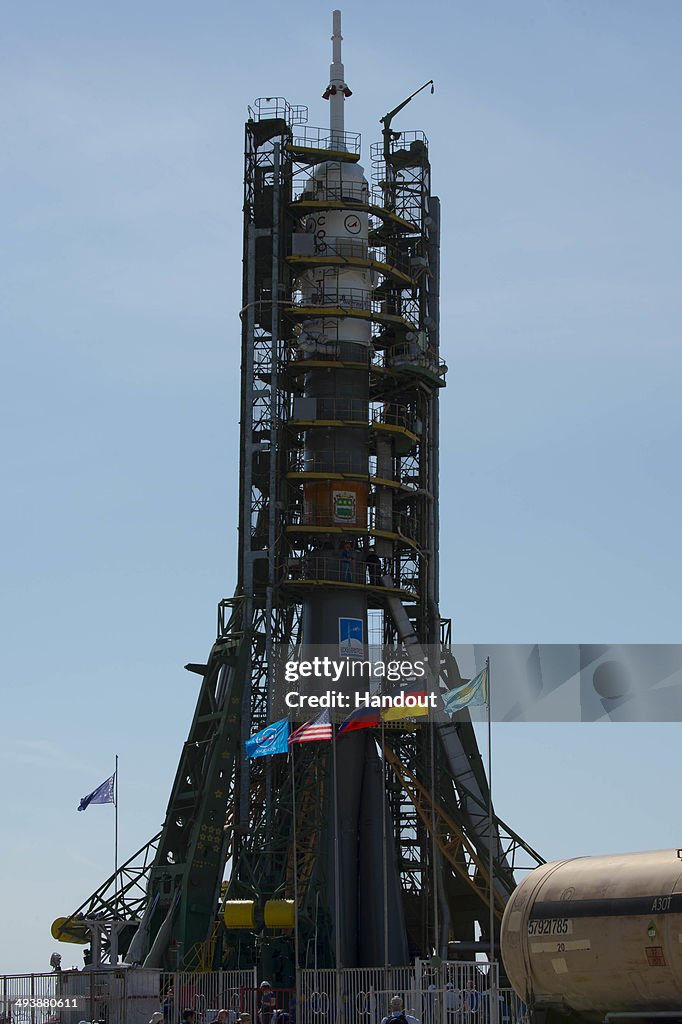 Soyuz Rollout & Verticalisation For Expedition 40/4