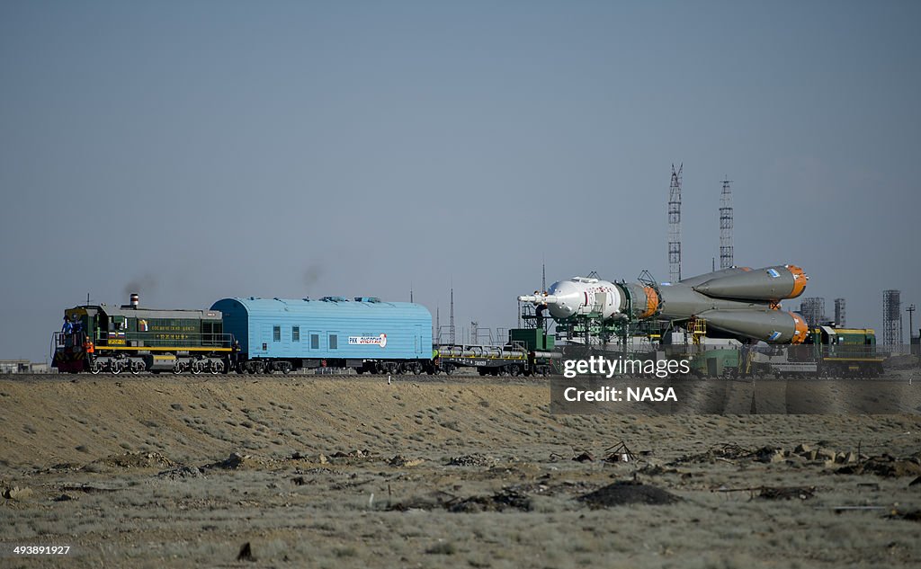 Soyuz Rollout & Verticalisation For Expedition 40/4