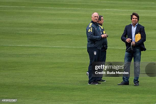 Head coach of the Brazilian football team, Luis Felipe Scolari and technical coordinator Carlos Albero Parreira walk at the squad's Granja Comary...