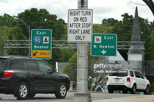 Exit 16 65 Ma Exit Signs Stock Photos, High-Res Pictures, and Images - Getty Images