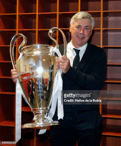 Carlo Ancelotti of Real Madrid lifts the Champions League trophy during the UEFA Champions League Final between Real Madrid and Atletico de Madrid at...