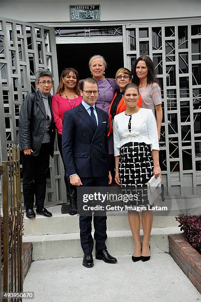 Crown Princess Victoria of Sweden and Prince Daniel of Sweden pose for a picture after having an informal meeting with representatives of Colombian...