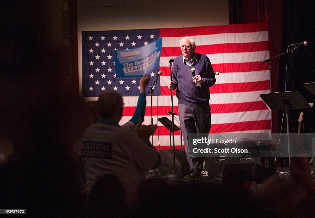 Democratic Presidential Candidate Bernie Sanders Holds Campaign Concert In Davenport, Iowa