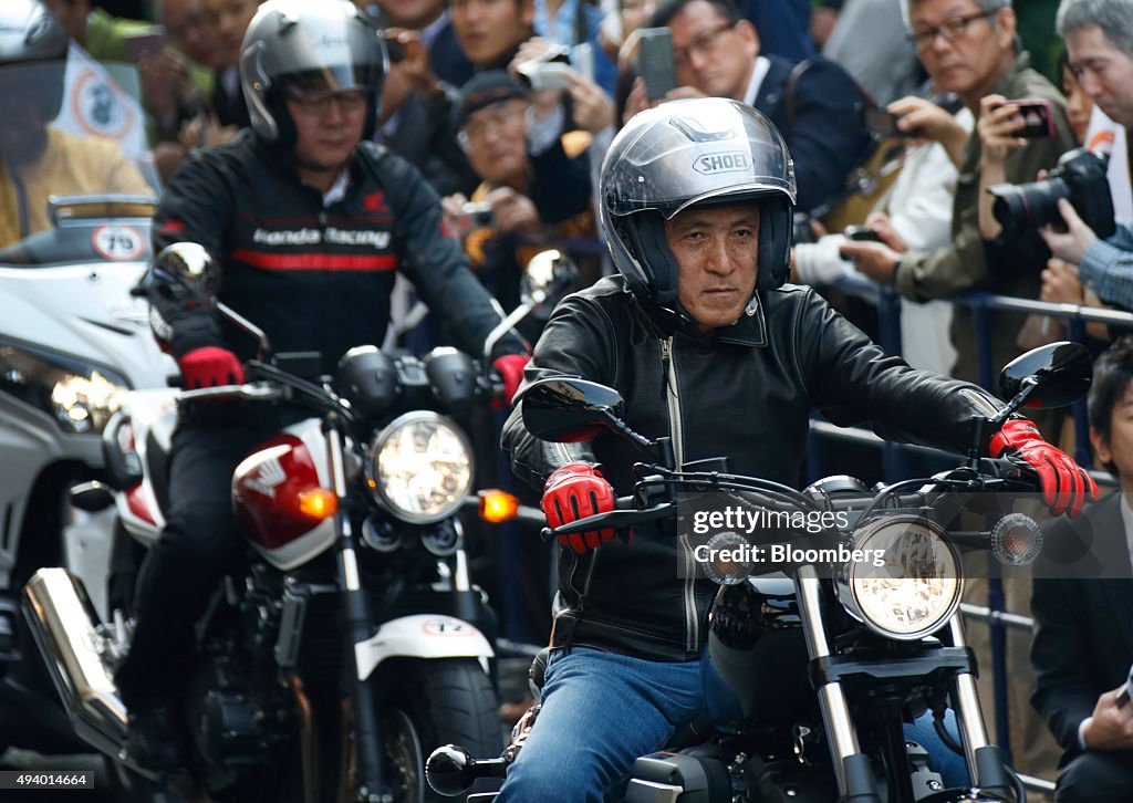 Auto Companies Chief Executive Officers Take Part In Classic Car Parade Ahead Of The Tokyo Motor Show